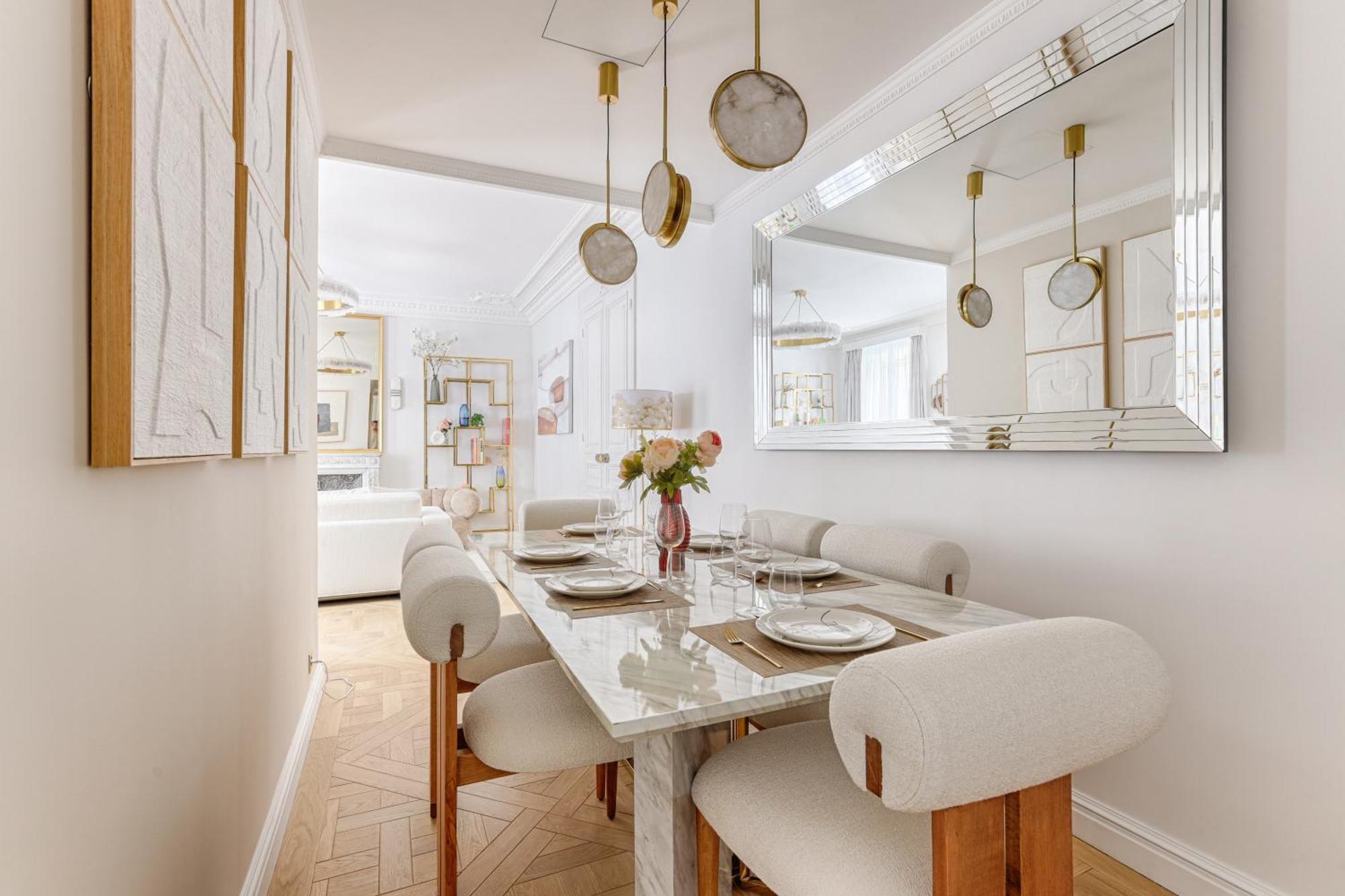 Elegant Luxury Apartment For 6 On Champs-Elysees Paris Exterior photo